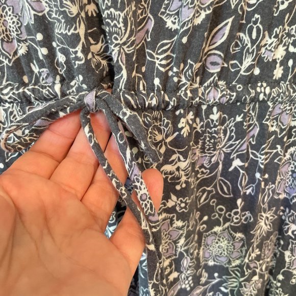 LOFT Dress L Gray Lavender Purple White Soft Rayon Floral Print - Picture 3 of 6